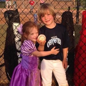 Meet your Posher, Leslie